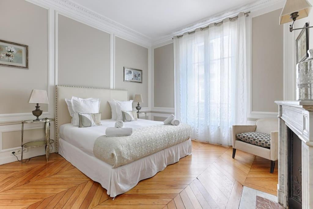 Invalides Pont Alexandre Iii Luxury 2br * Parijs